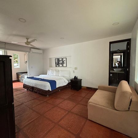 Hotel Boutique Villas De San Sebastian La Palmera المظهر الخارجي الصورة
