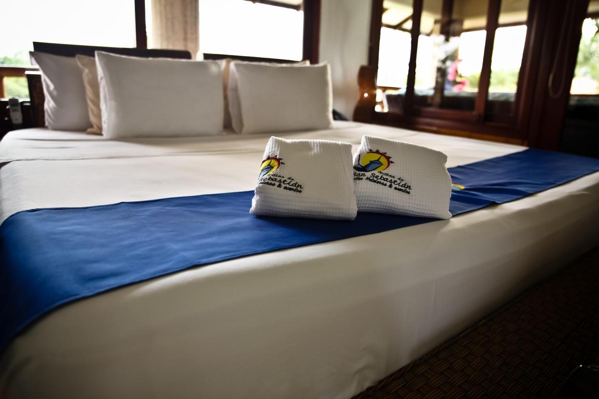 Hotel Boutique Villas De San Sebastian La Palmera الغرفة الصورة