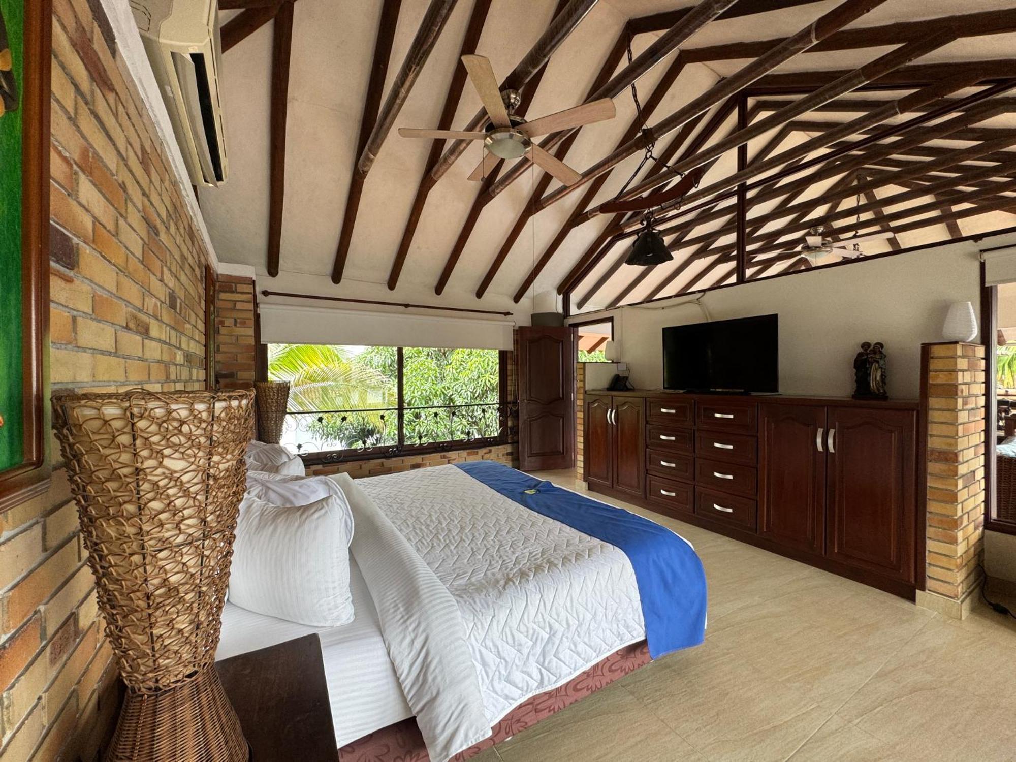 Hotel Boutique Villas De San Sebastian La Palmera المظهر الخارجي الصورة